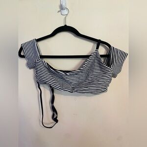 Sports Illustrated swim top / strappy crop top size 10 black white striped